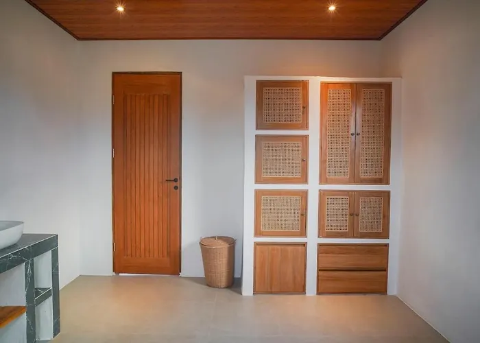 Villa Brand New - 3 Bedroom Private Ubud